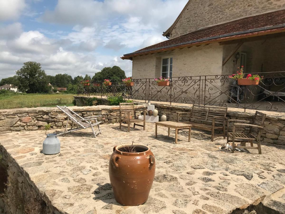 Chez Sandrine Mouhet Exterior photo